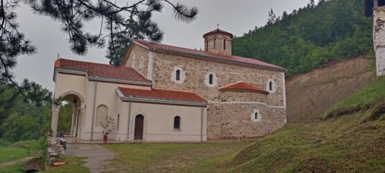 Manastir Sukovo, po predanju podignut na imanju turskog velikaša