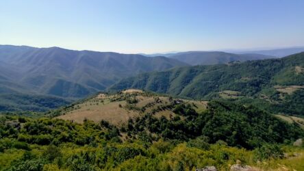 Pogled sa Garvan kamnika (stene)